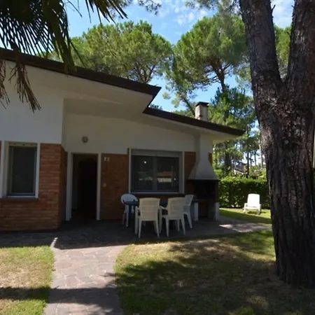 Lovely Duplex For 5 Guests In Peaceful Lignano Riviera Βίλα
